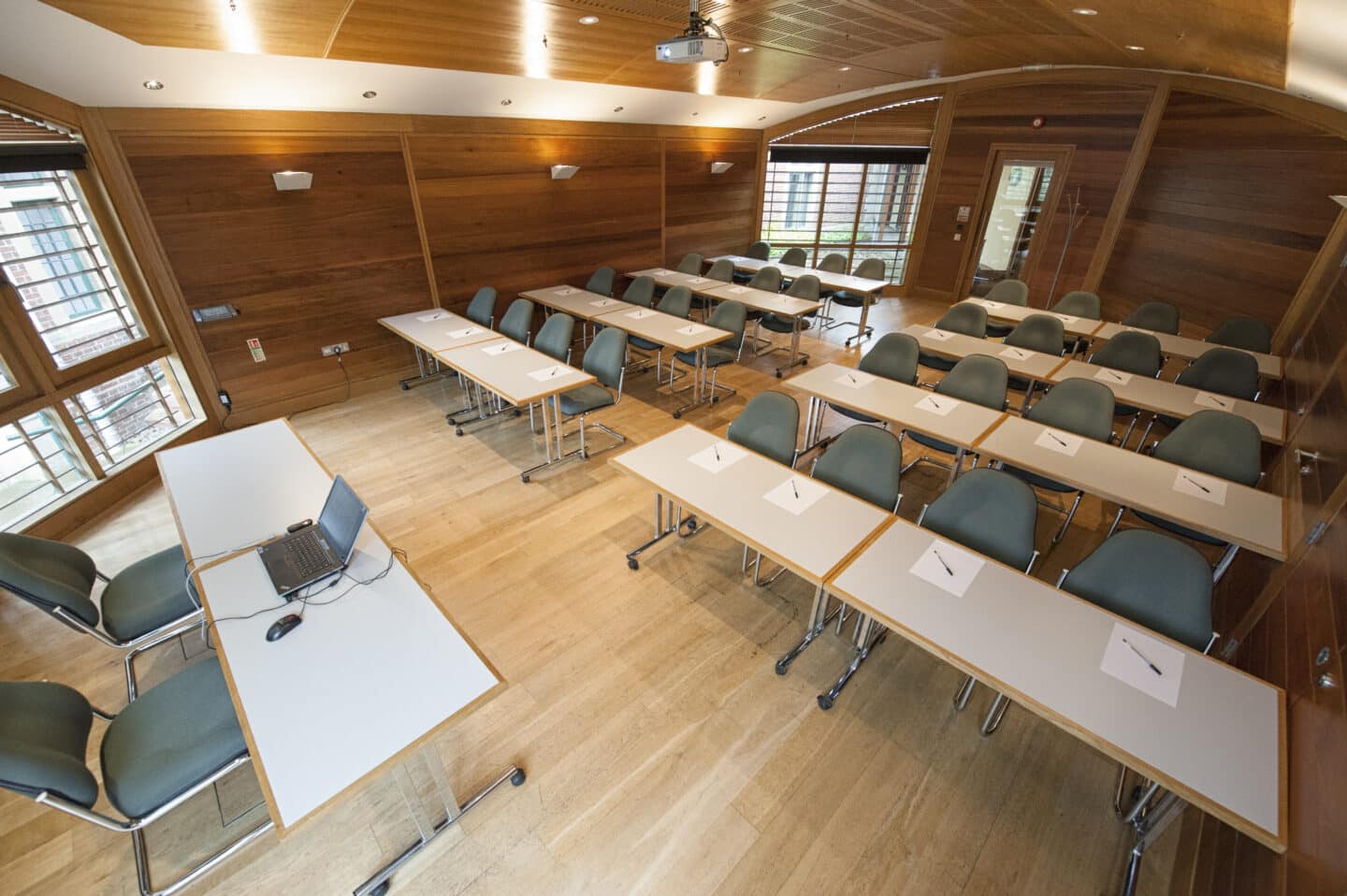 Dorfman centre classroom layout