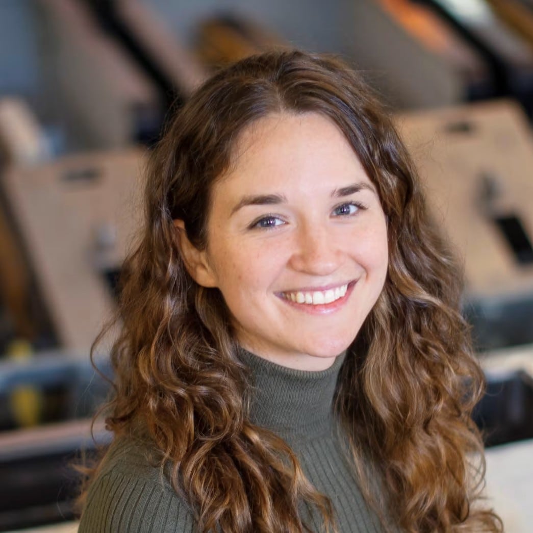 Dr Emma Edwards Headshot