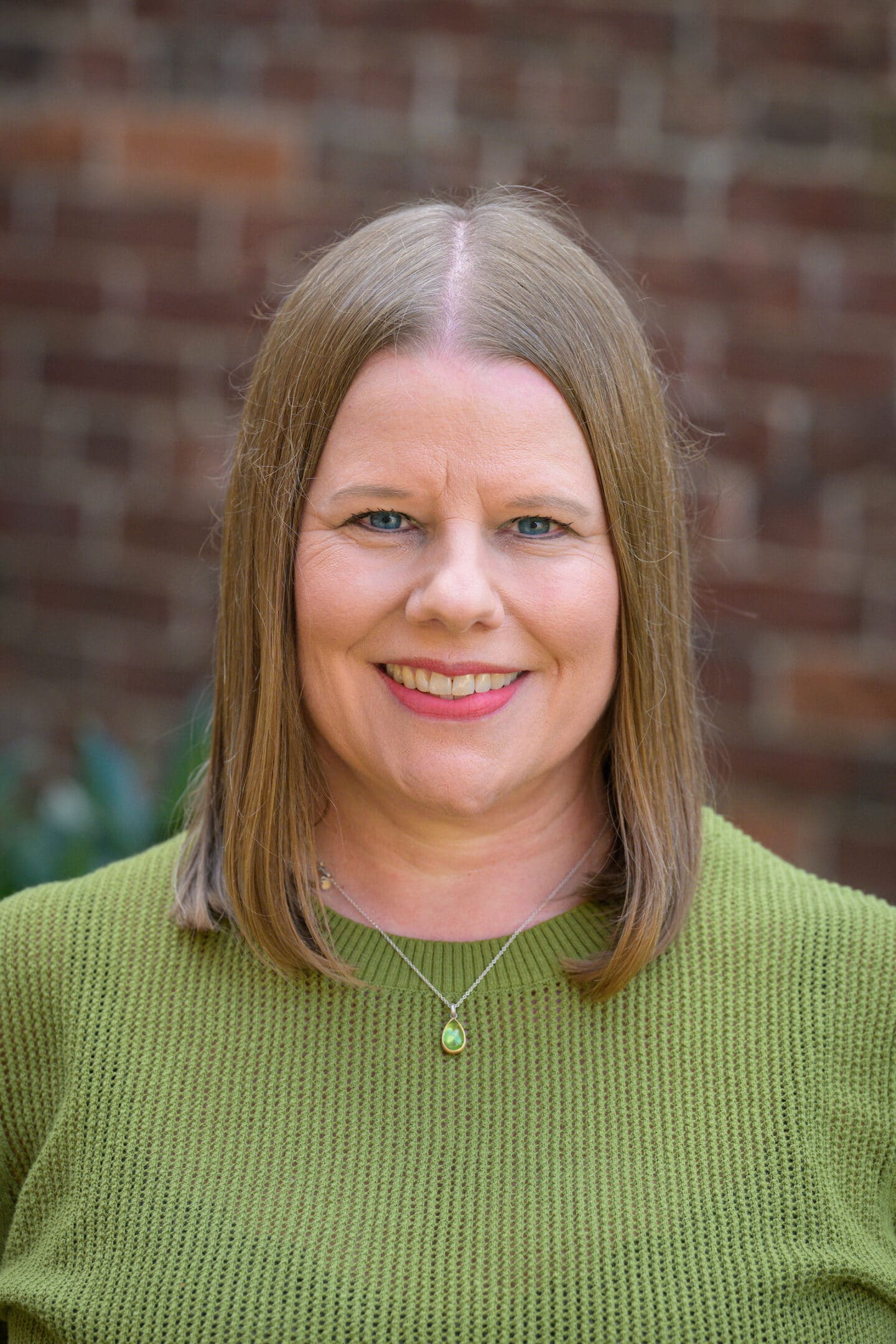 Stefanie Burkert-Burrows headshot