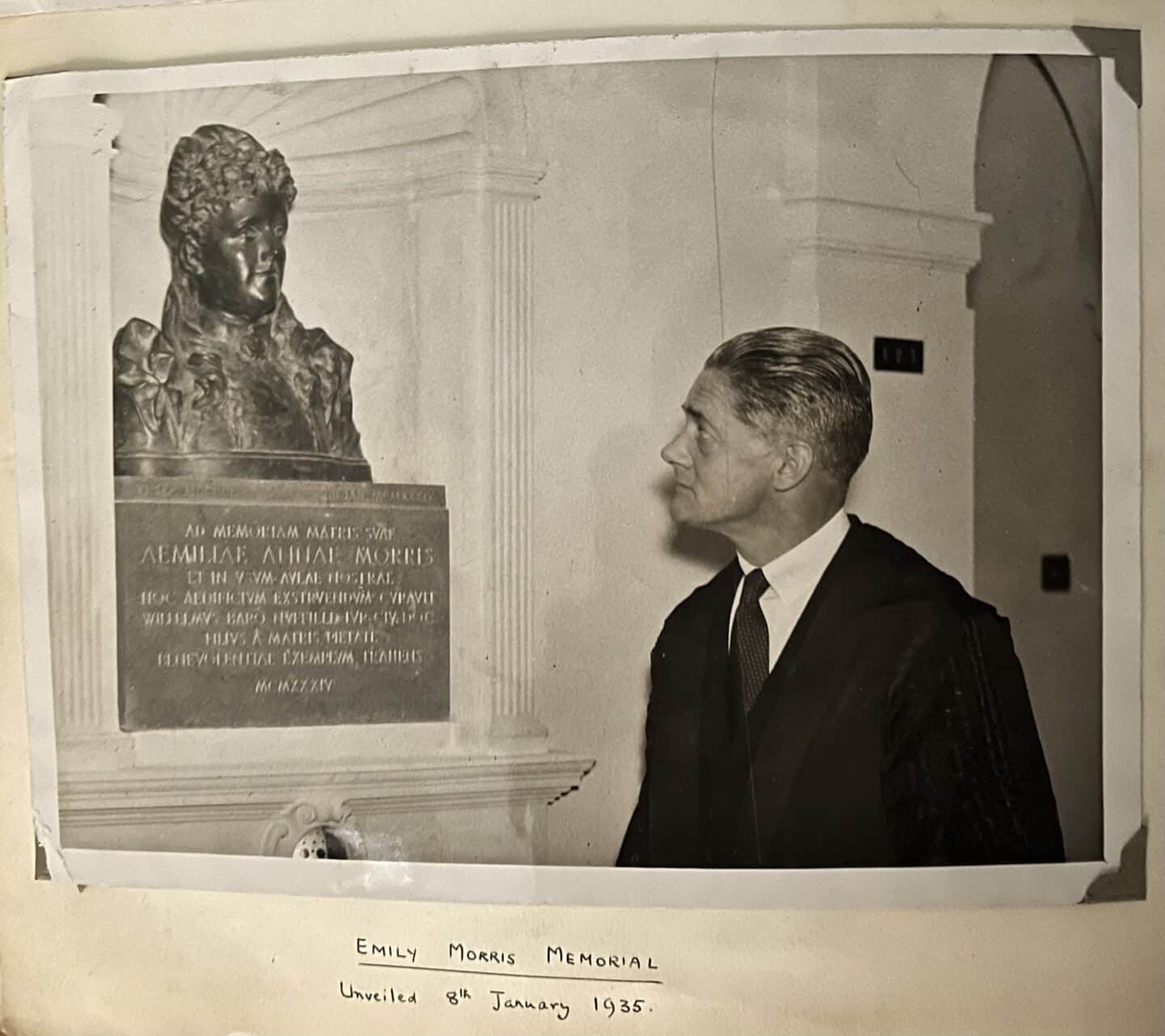 Lord Nuffield (William Morris) with the memorial to Emily Morris in Staircase IV in 1934