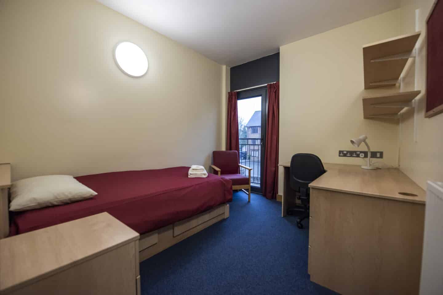 Paradise street annexe room