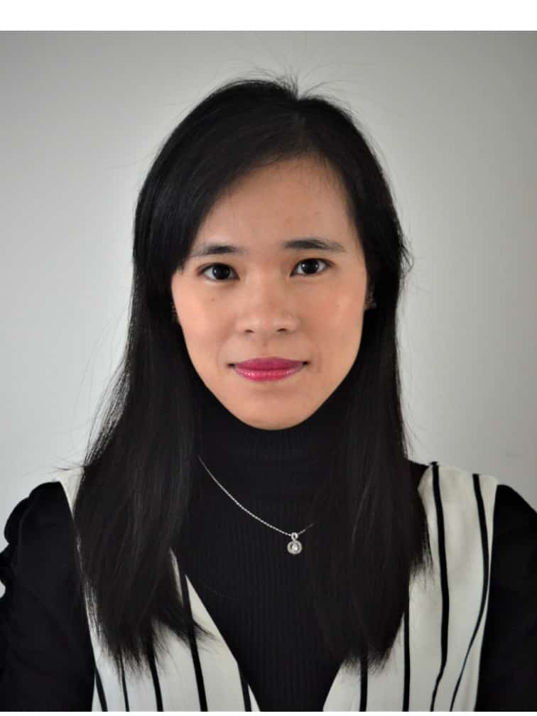 Van Anh Le headshot