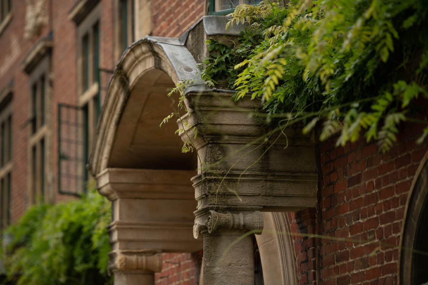 building detail of brick and stone building